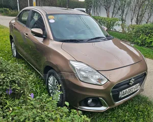 Suzuki Dzire 2024 Gris