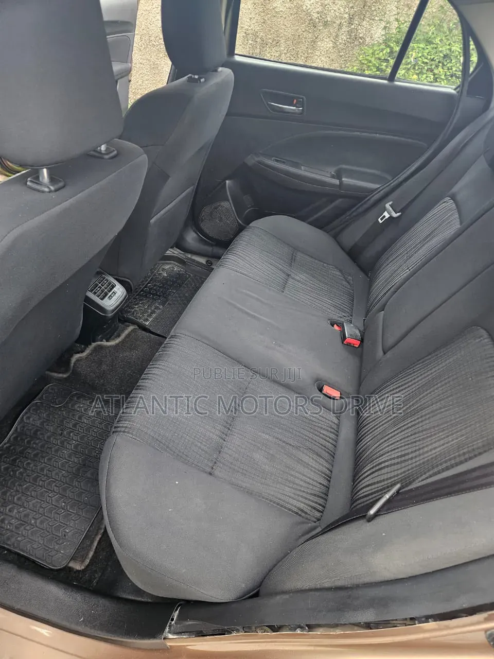 Suzuki Dzire 2024 Gris
