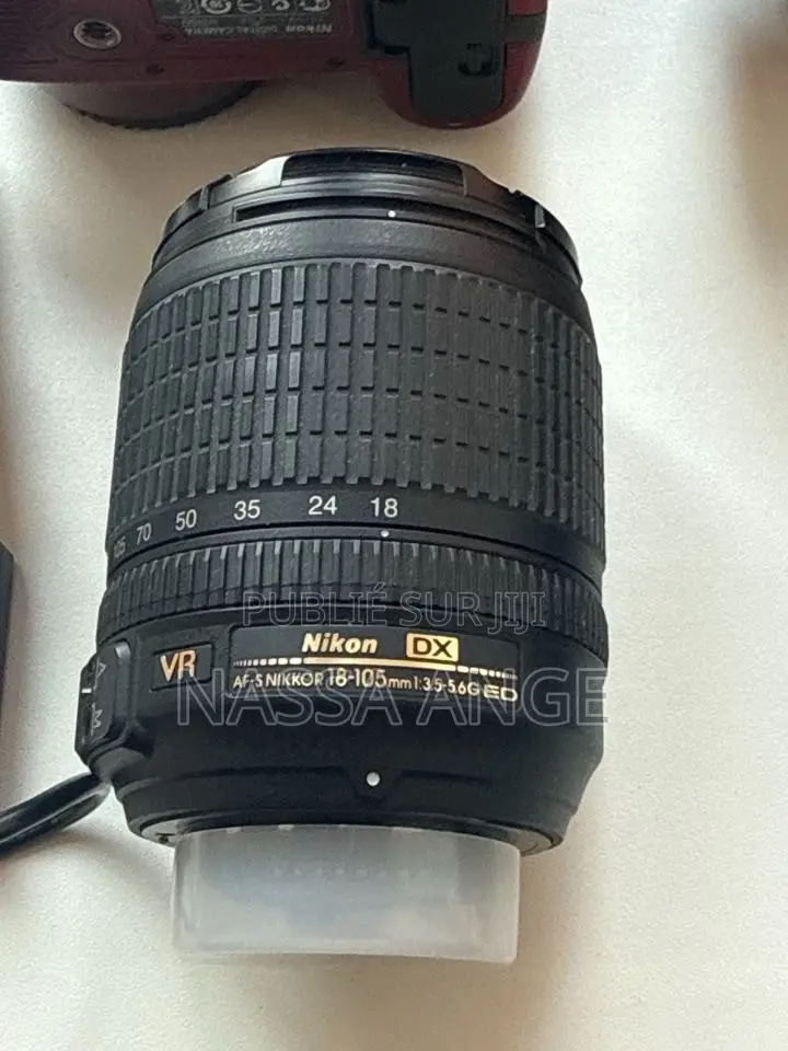 Nikon D3100 + 18 105mm