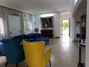 5chbre Villa dans Beraka Corporation, Cocody à Vendre