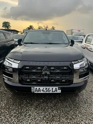 Nouveau Mitsubishi L200 2025 Noir
