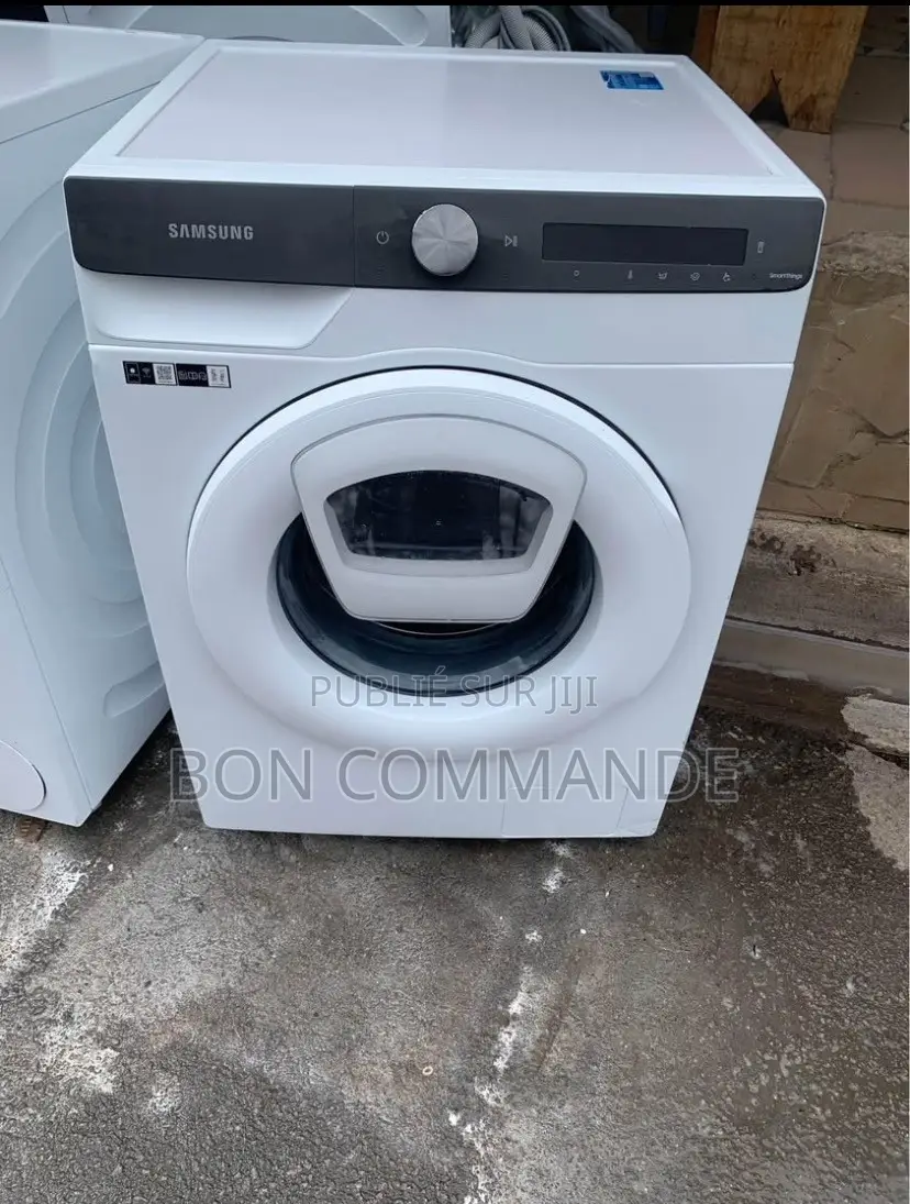 La Machine À Laver De Bon Qualité
