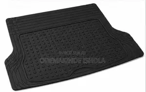 Tapis De Coffre De Voiture Est Disponible