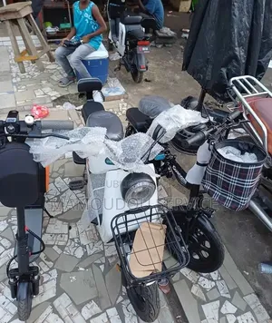 Moto Et Vélo Électrique