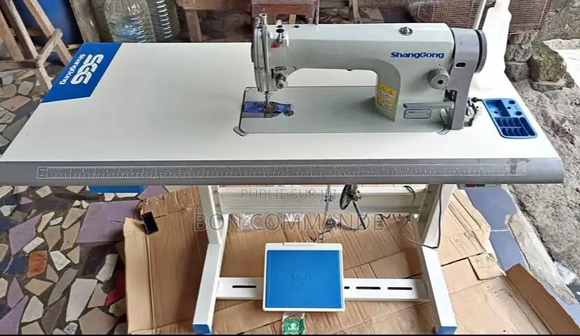Machine a Coudre Importe