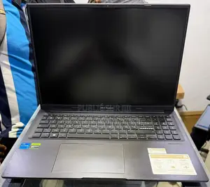 Ordinateur portable Asus Vivobook 15 16GB Intel Core i5 SSD 512GB