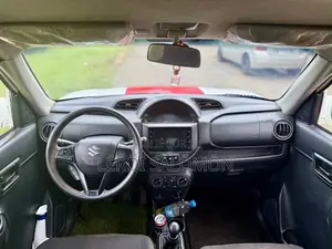 Suzuki S-Presso 2023 Rouge