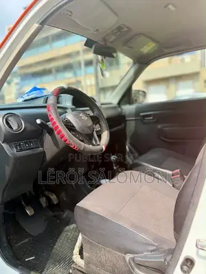 Suzuki S-Presso 2025 Rouge