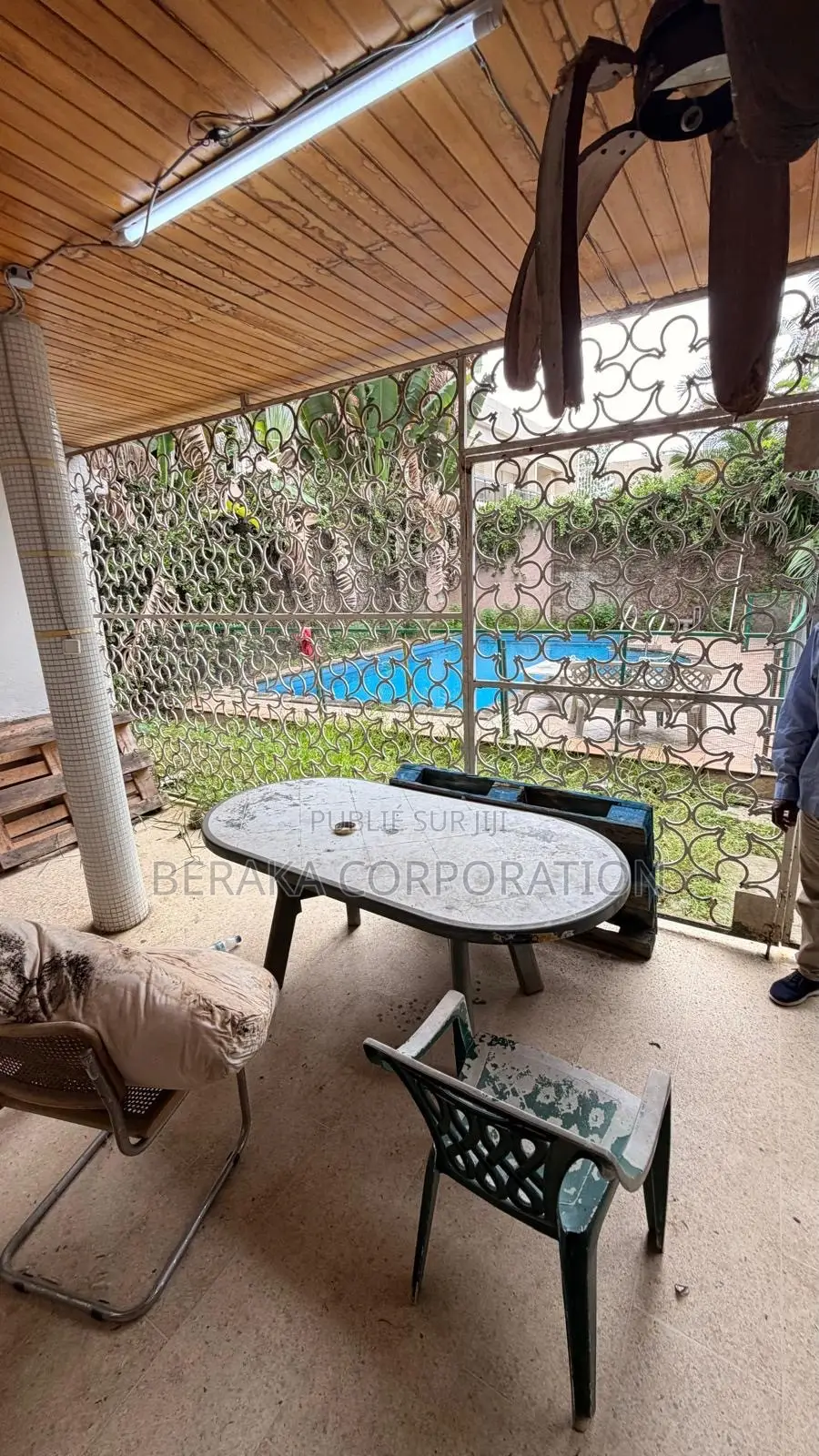 5chbre Duplex dans Beraka Corporation, Cocody à Vendre