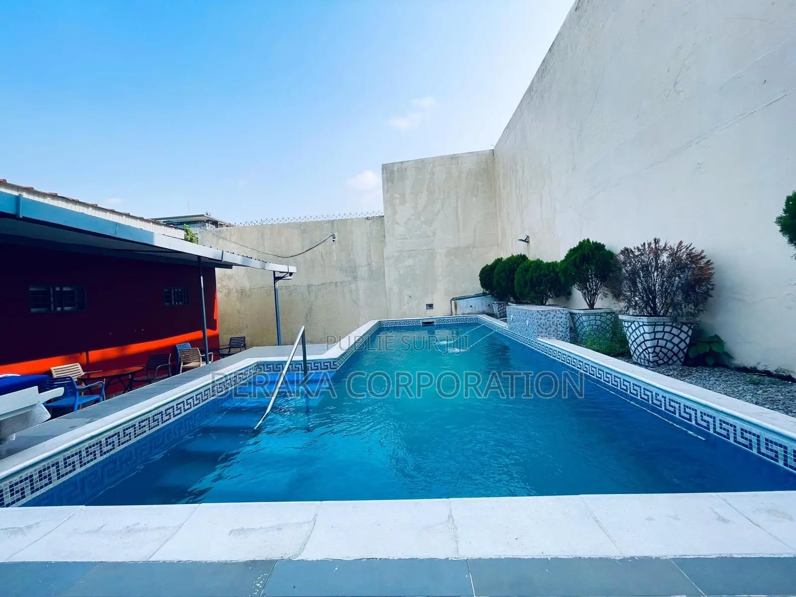 6chbre Villa dans Beraka Corporation, Cocody à Vendre
