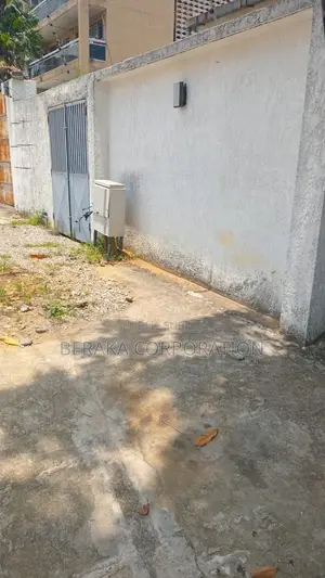 12chbre Duplex dans Beraka Corporation, Cocody à Vendre