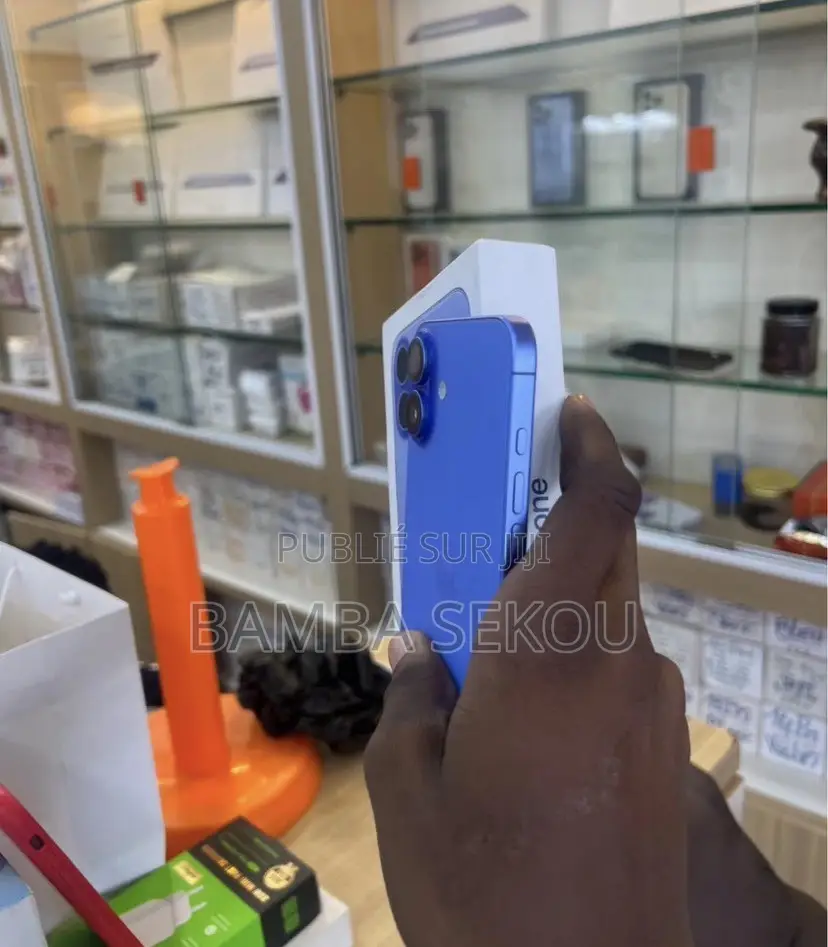Nouveau Apple iPhone 16 256 GB Bleu