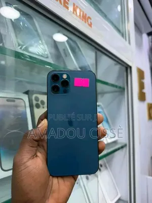 Nouveau Apple iPhone 12 Pro 256 GB Bleu
