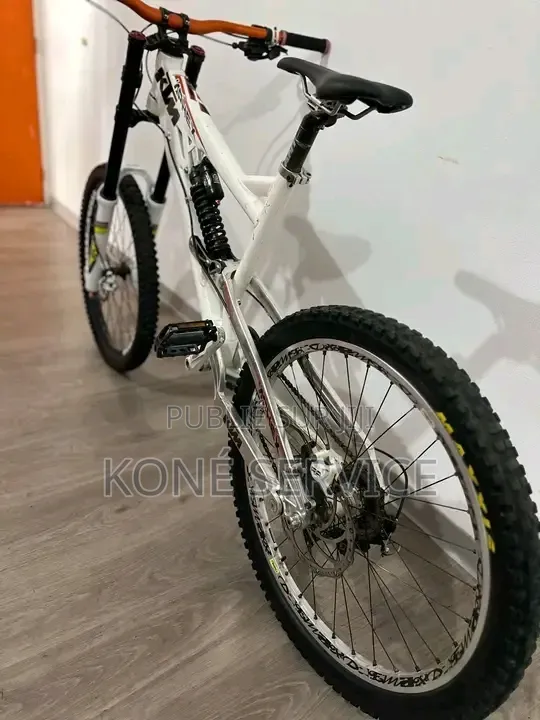 Vélo Disponible