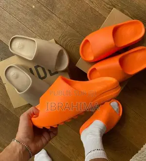 Yeezy Slide