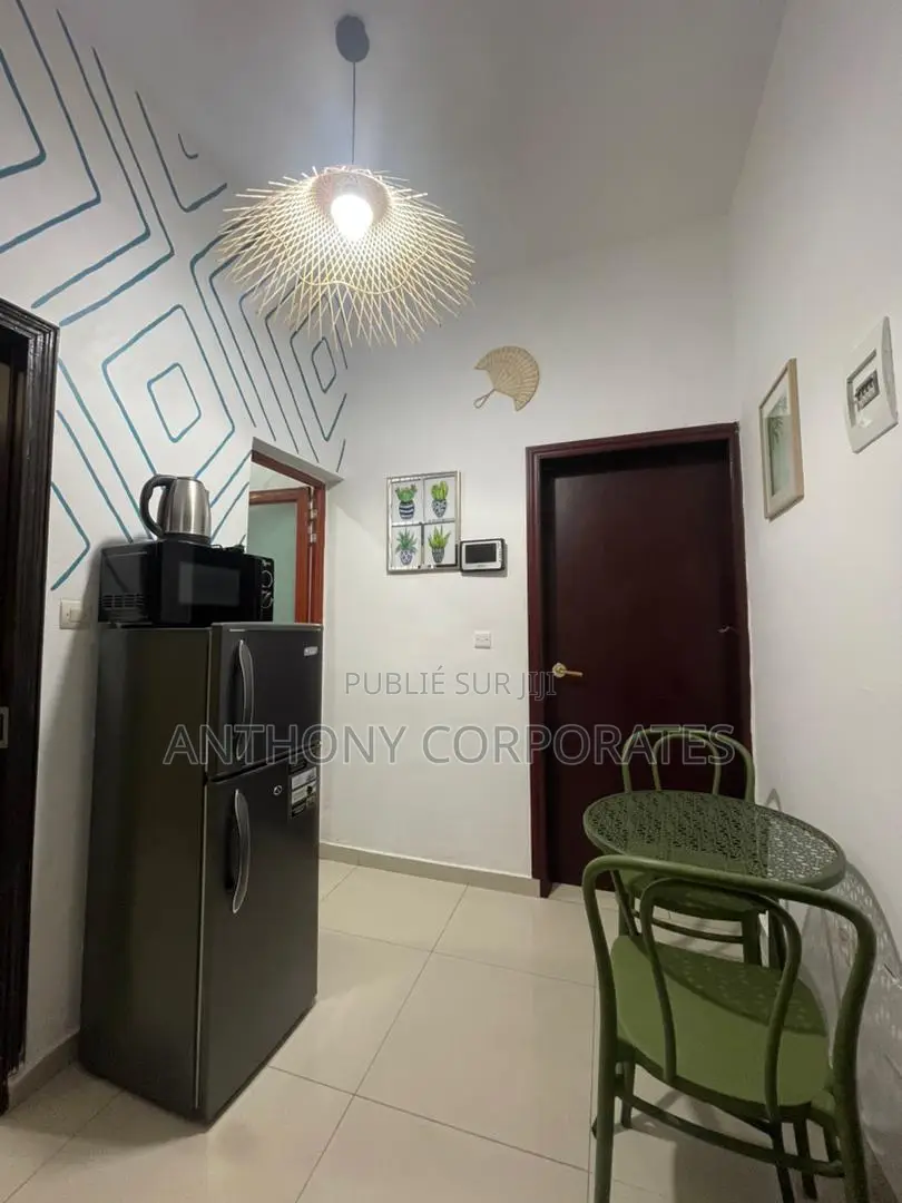 Studio Meuble - Cocody Riviera Triangle Clinique Saint Viate