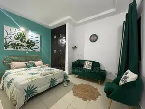 Studio Meuble - Cocody Riviera Triangle Clinique Saint Viate