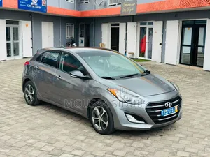 Hyundai Elantra 2017 Gris