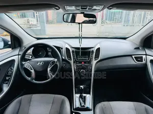 Hyundai Elantra 2017 Gris