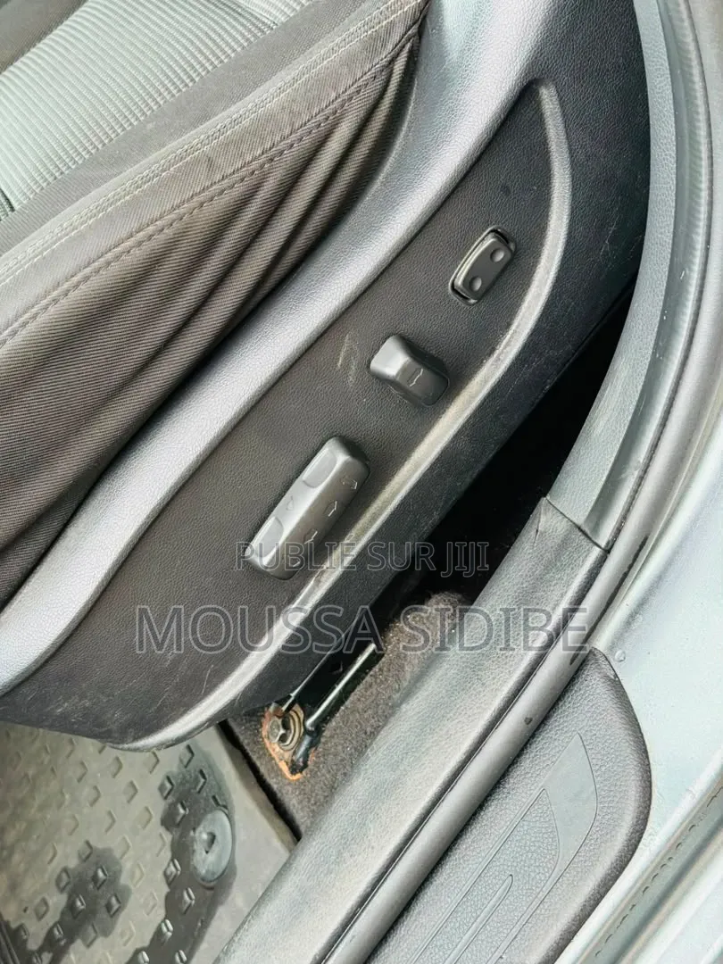 Hyundai Elantra 2017 Gris