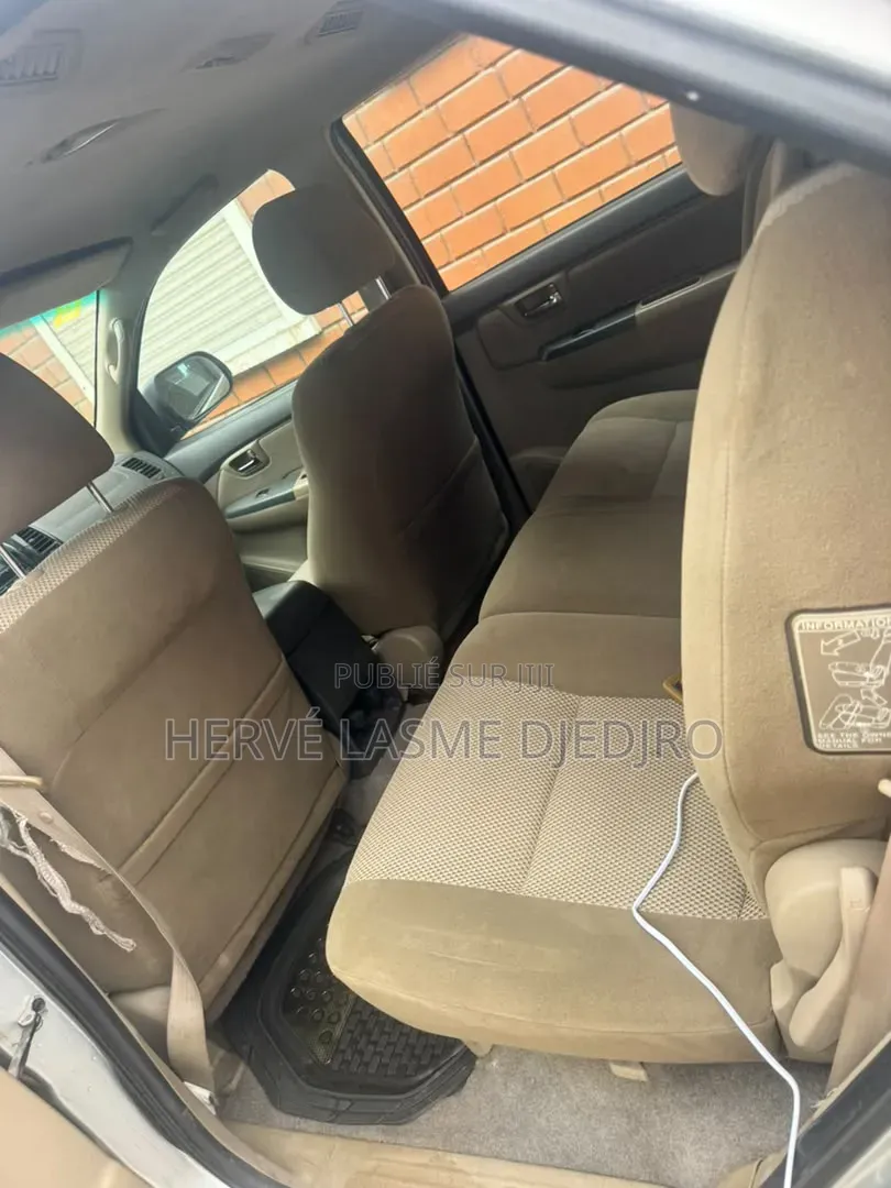 Toyota Fortuner 2014 Gris