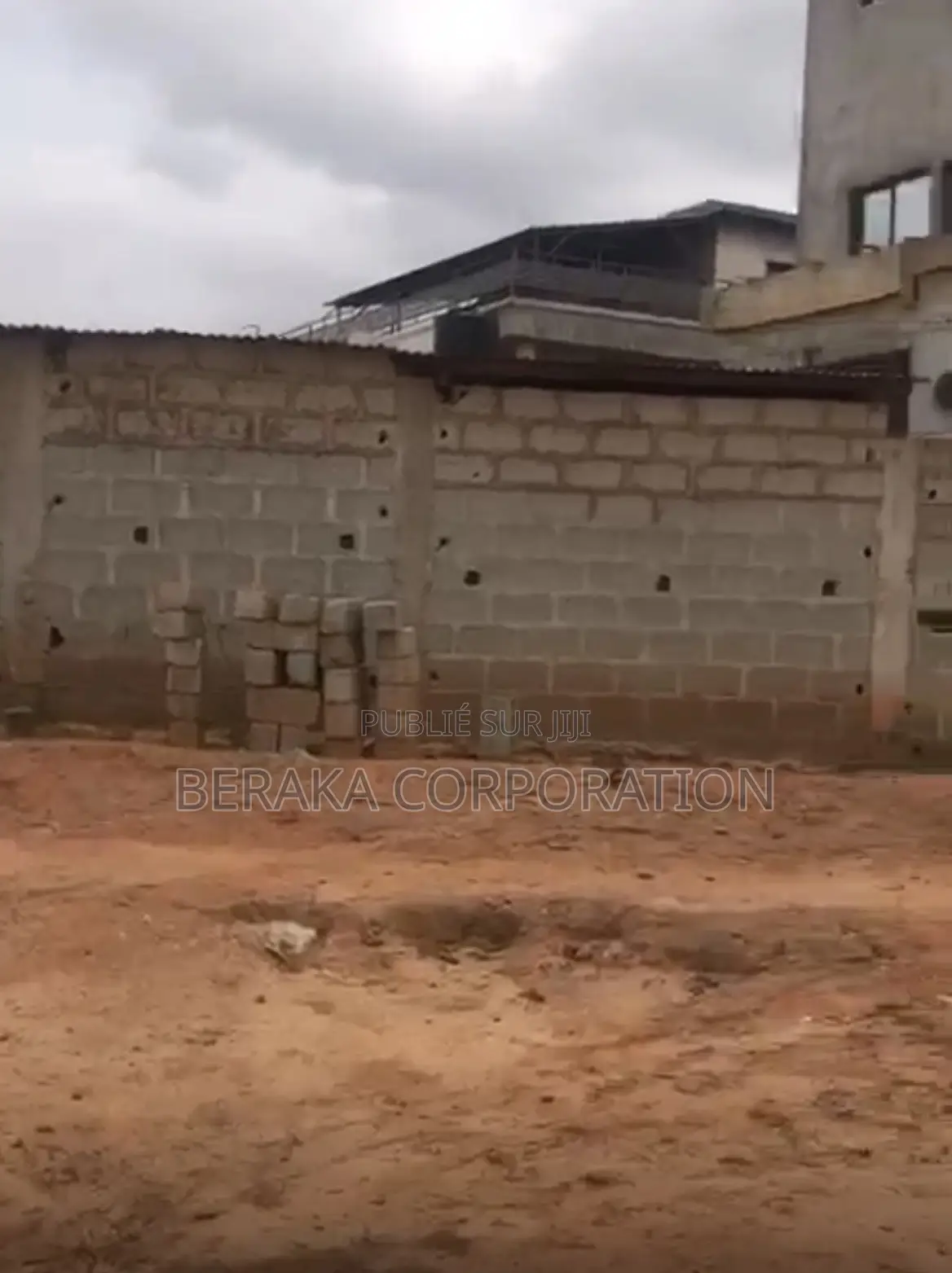 *Opportunite a Ne Pas Raté* *Angre Chu* *4 Lots 300m2* Document :