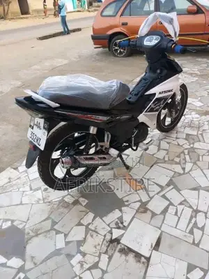Moto KTM X-1