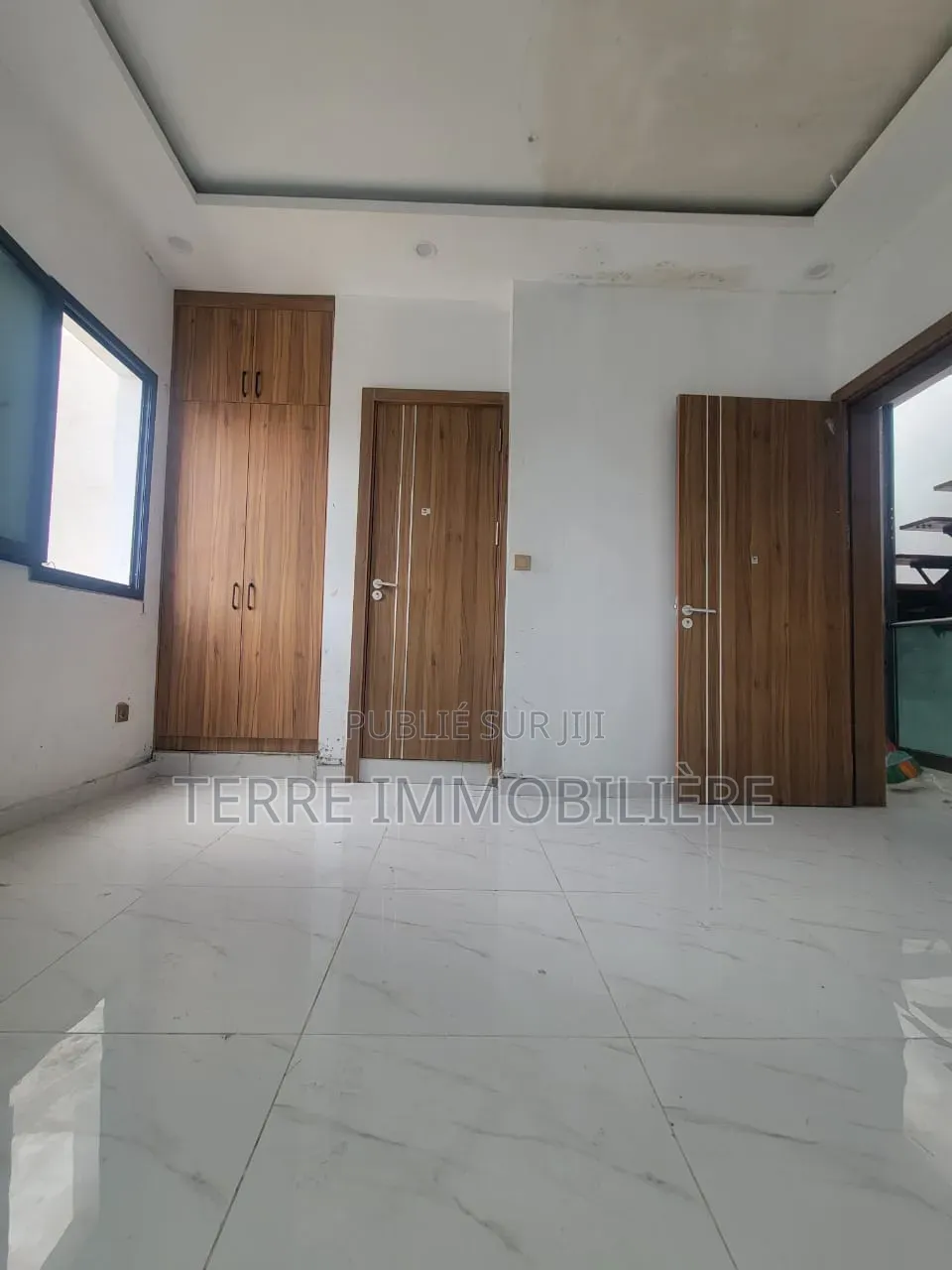 4chbre Duplex dans La Terre Immobilière, Cocody à Vendre