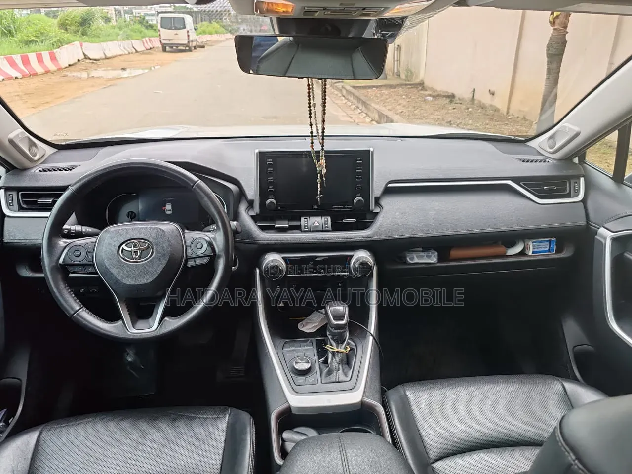 Toyota RAV4 2021 Blanc
