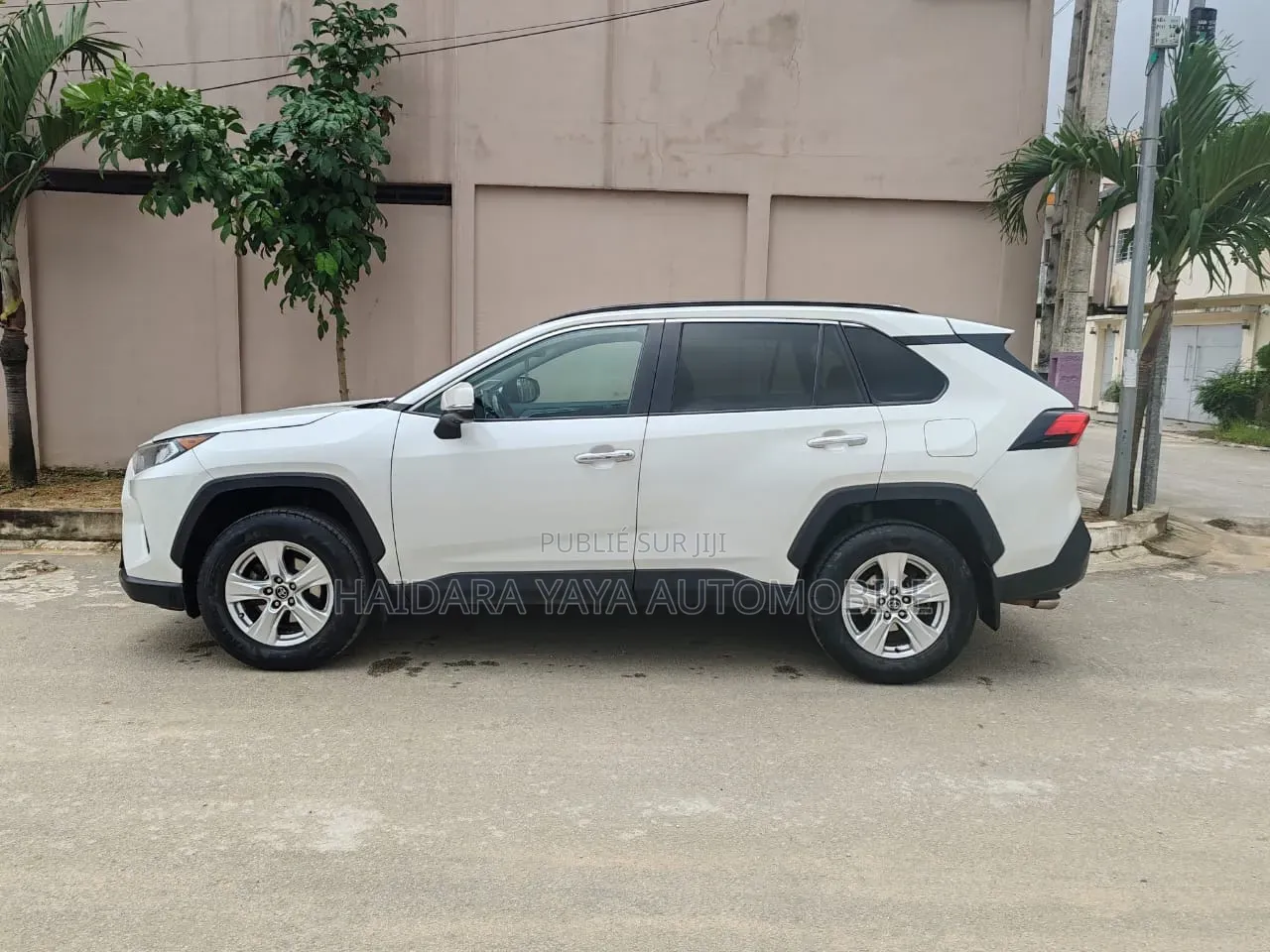 Toyota RAV4 2021 Blanc