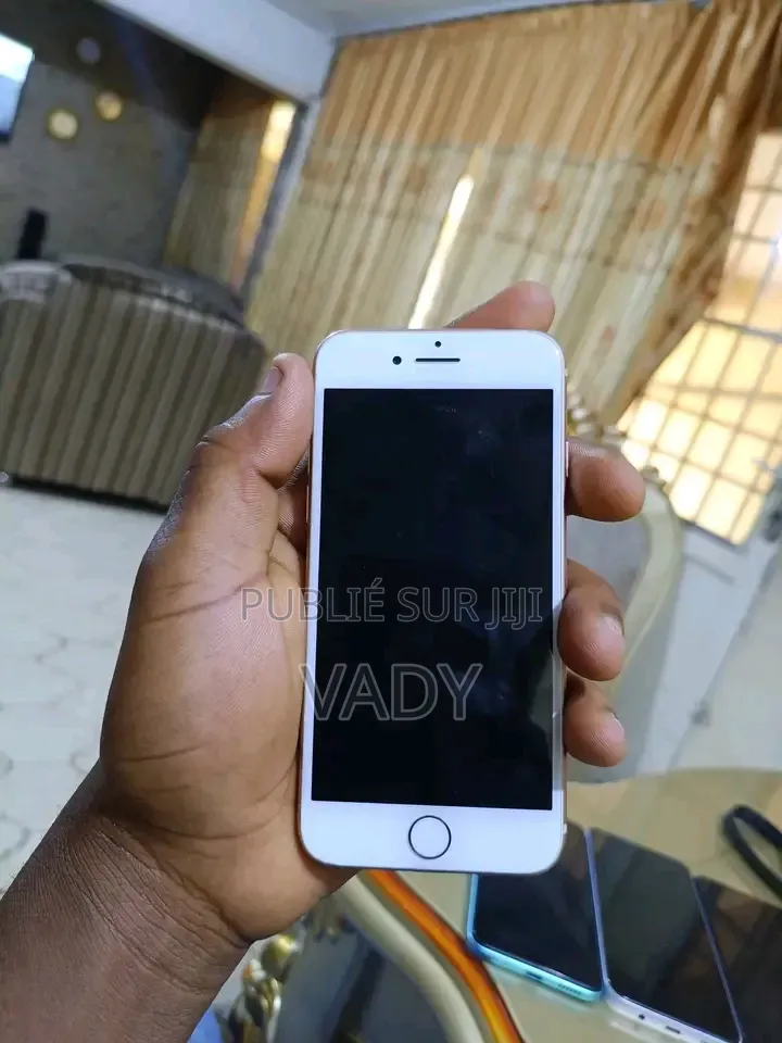 Nouveau Apple iPhone 8 64 GB Blanc