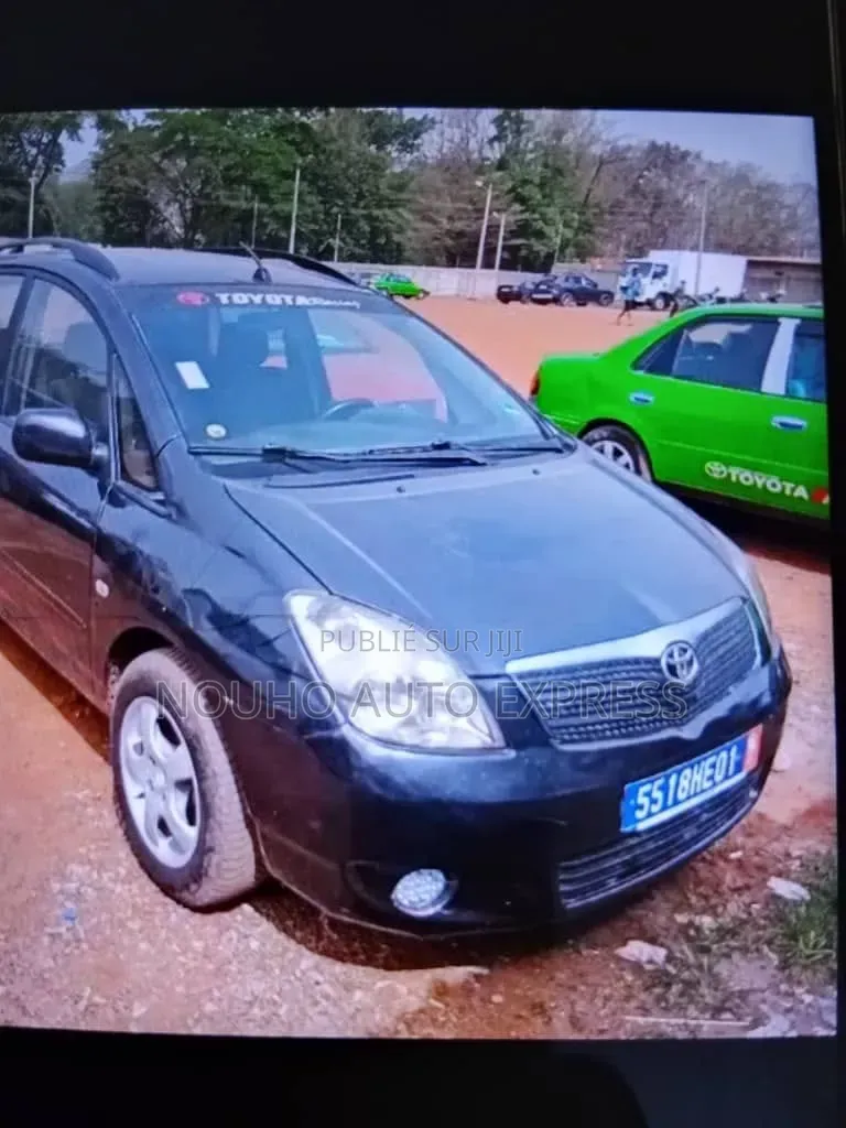 Toyota Verso 2009 Gris