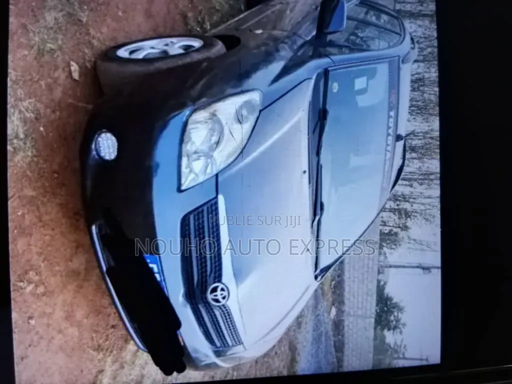 Toyota Verso 2009 Gris