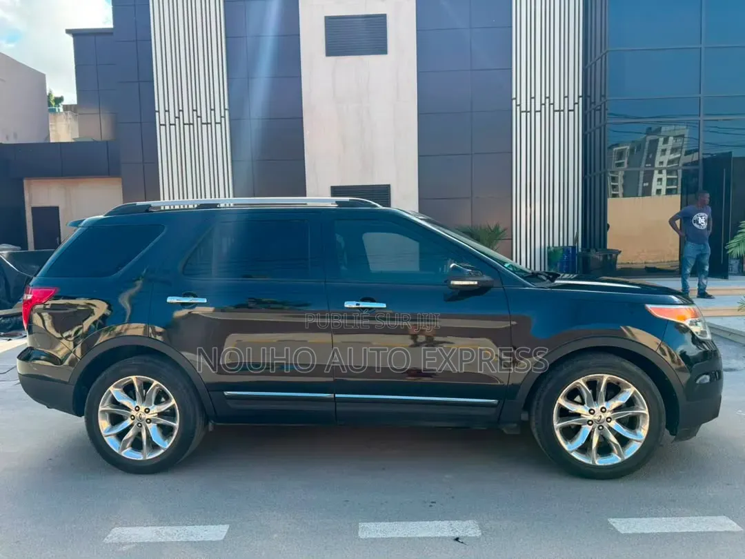 Ford Explorer 2012 Noir