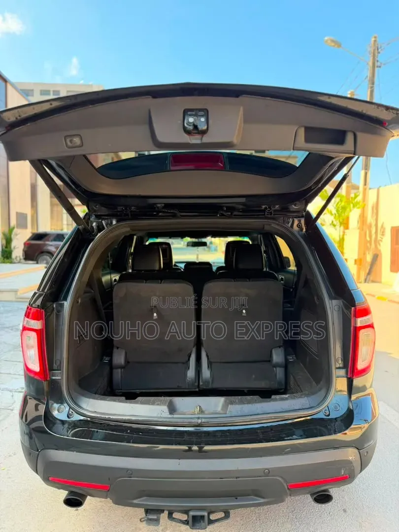 Ford Explorer 2012 Noir
