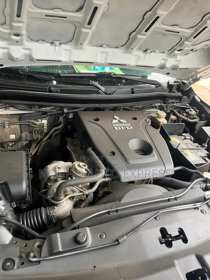 Mitsubishi L200 2020 Blanc