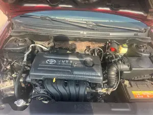 Toyota Opa 1.8 AWD 2005 Rouge