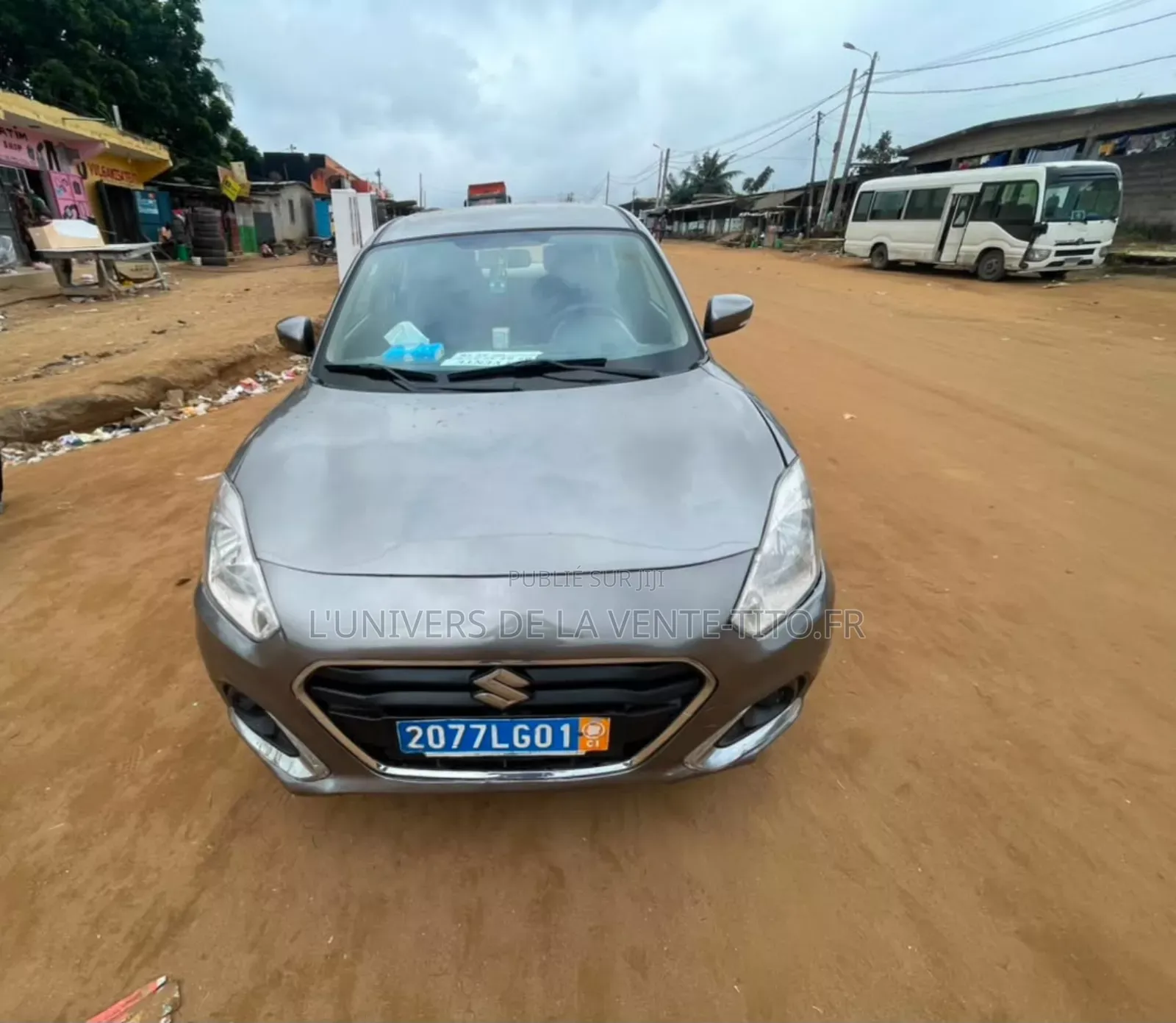 Suzuki Dzire 2023 Marron
