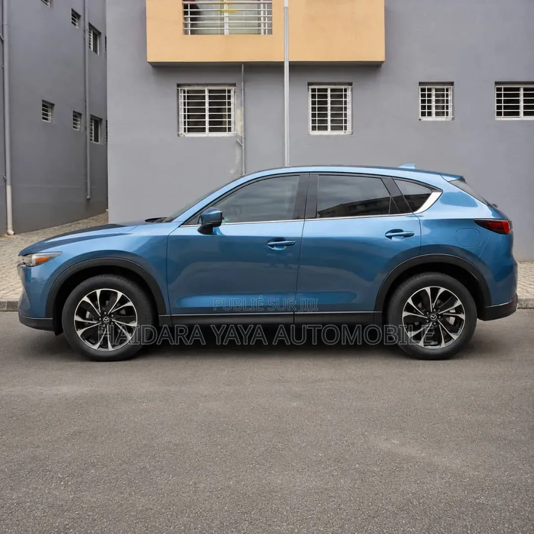 Mazda CX-5 2024 Bleu