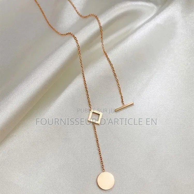 Nouveau Collier Pendentif Rond Porte-Bonheur