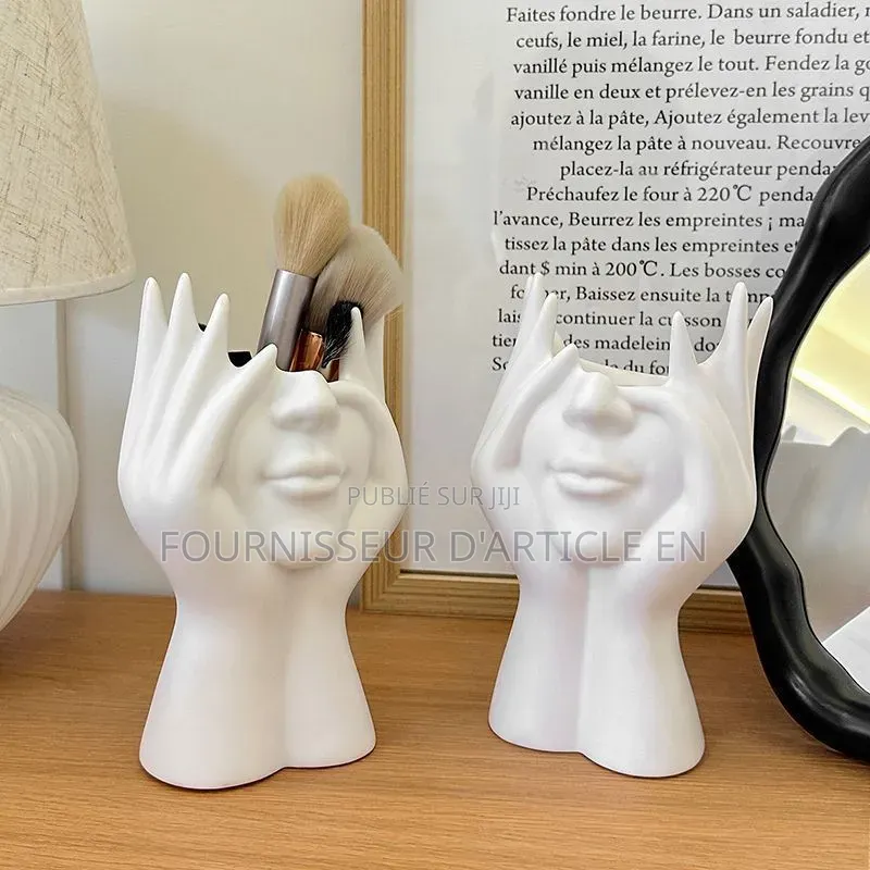 Rangement Pour Pinceaux De Maquillage.