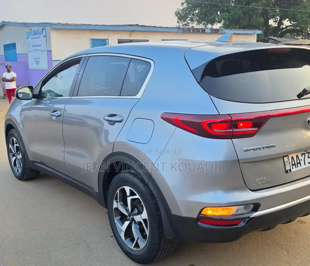 Kia Sportage 2021 Blanc cassé