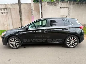 Hyundai Elantra 2019 Noir