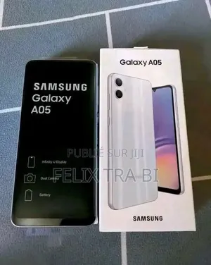 Nouveau Samsung Galaxy A05 128 GB Gris