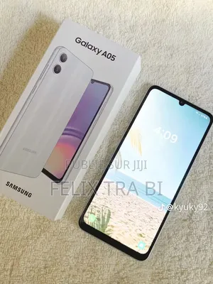 Nouveau Samsung Galaxy A05 128 GB Gris