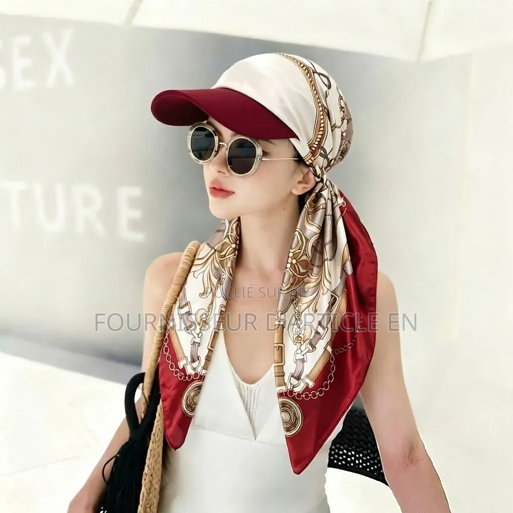 Nouveau Chapeau Imprimé en Tissu Satiné