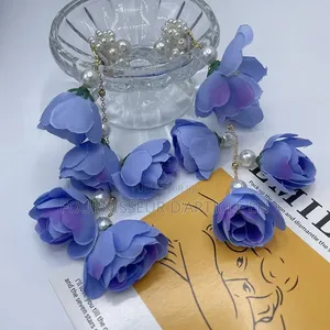 Longues Boucles d'Oreilles À Pompons Bleus Éthérés