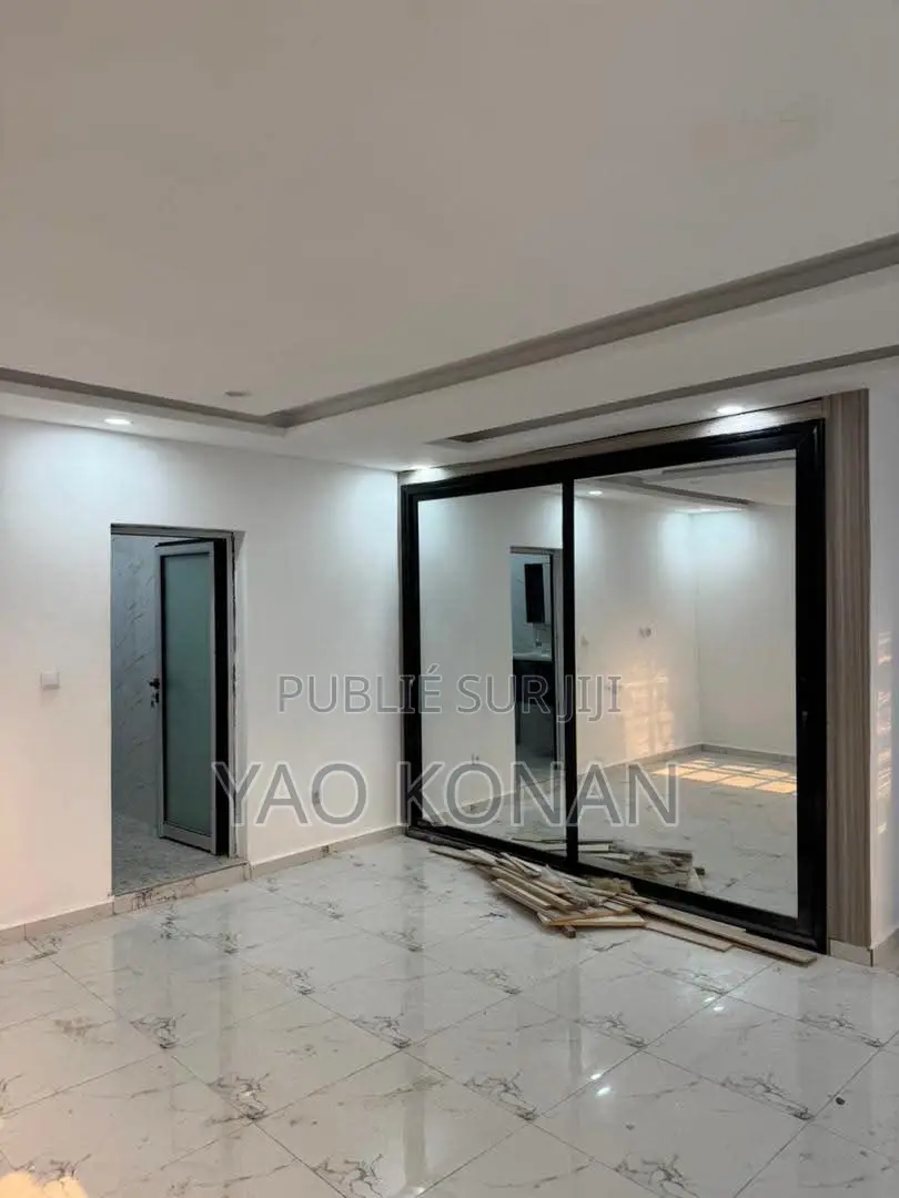 2chbre Appartement dans Wil, Bingerville à Louer