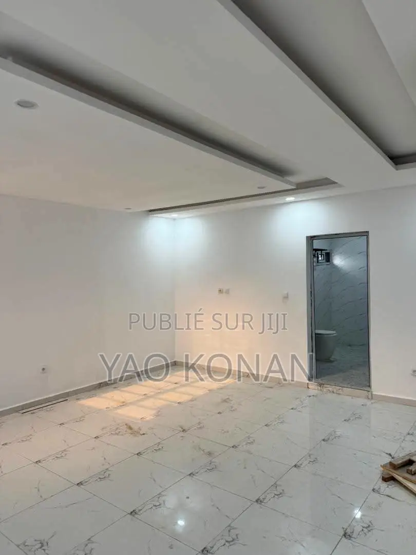 2chbre Appartement dans Wil, Bingerville à Louer
