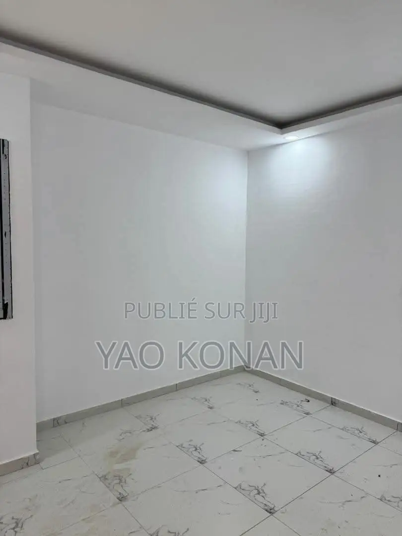 2chbre Appartement dans Wil, Bingerville à Louer